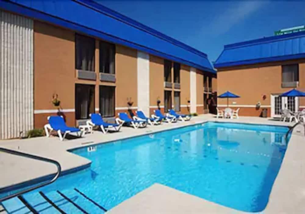 Comfort Inn Near Martinsville Speedway Εξωτερικό φωτογραφία