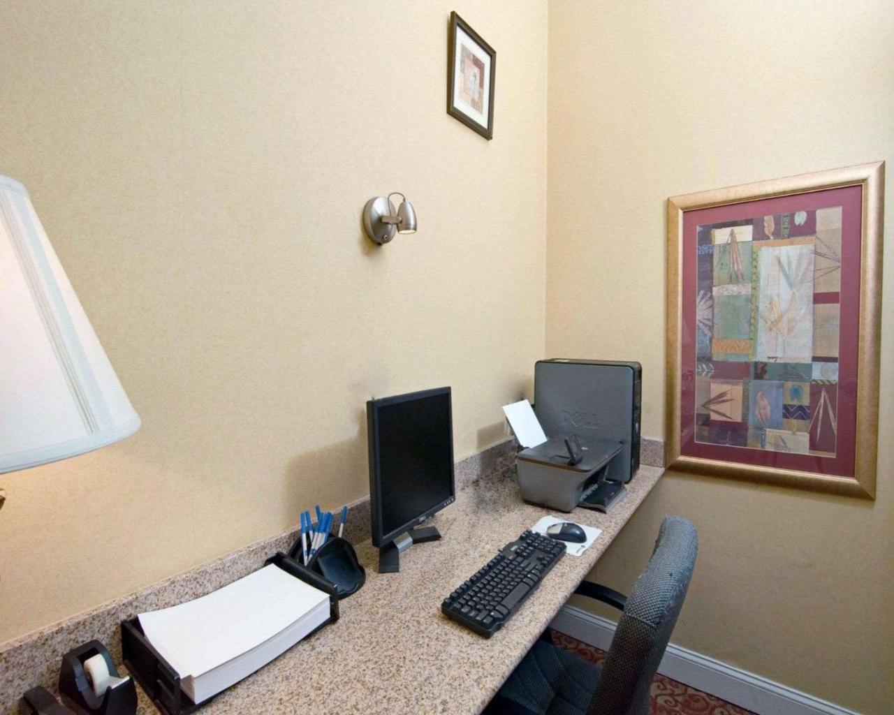 Comfort Inn Near Martinsville Speedway Εξωτερικό φωτογραφία