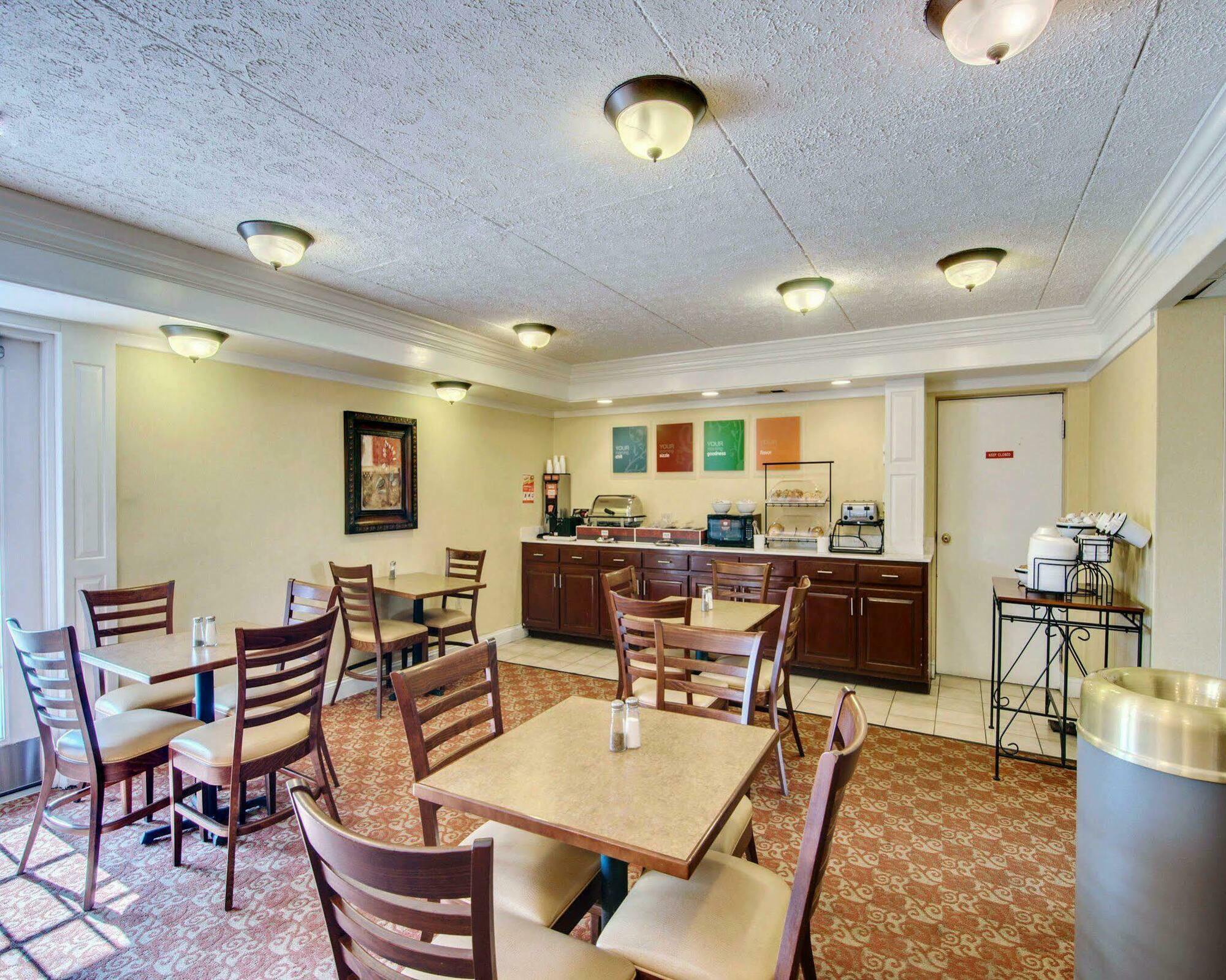 Comfort Inn Near Martinsville Speedway Εξωτερικό φωτογραφία